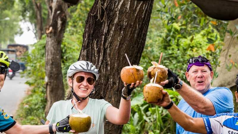 Unrivaled Freedom: The Ultimate Guide to a Private Vietnam Bike Tour